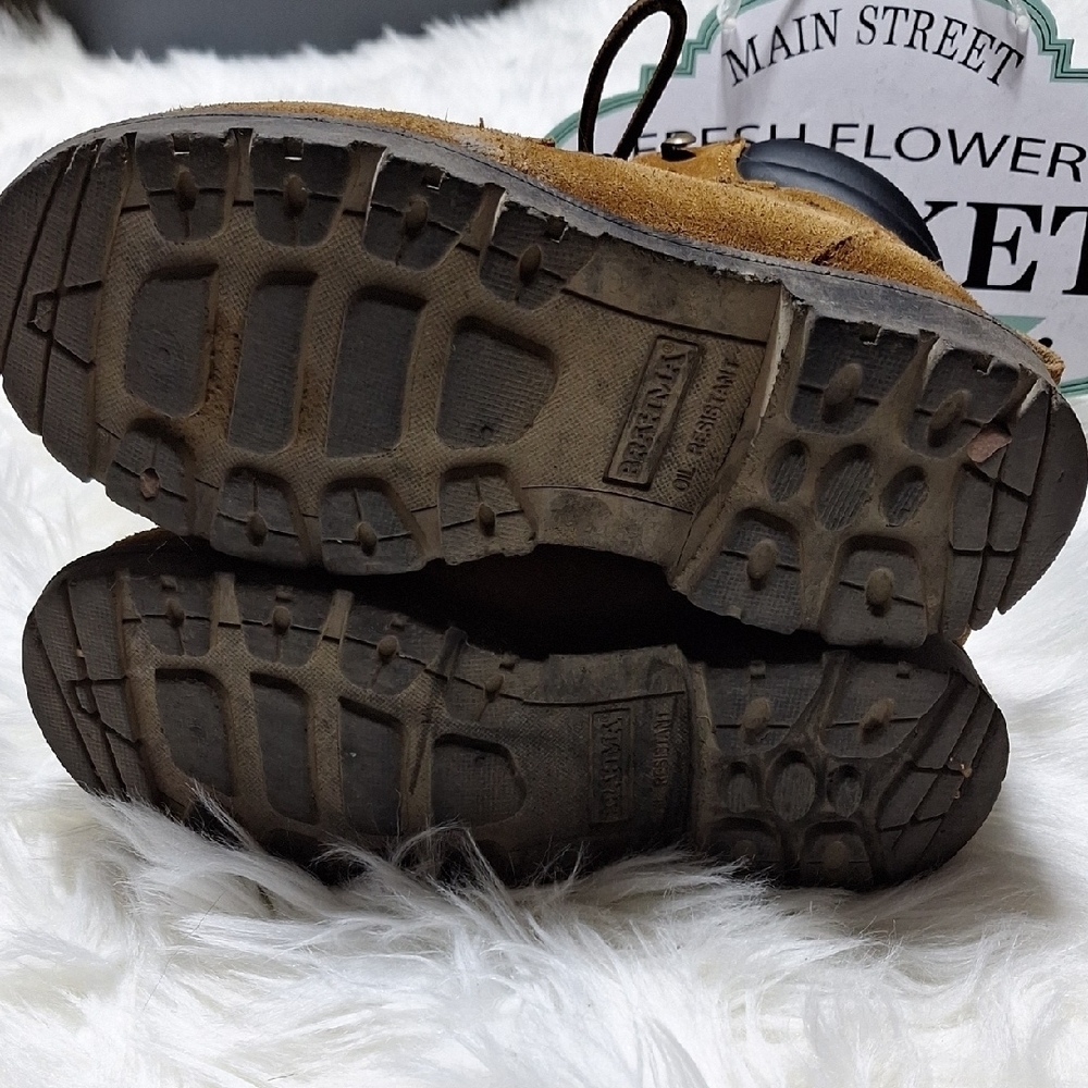 Brahma Tan and Black Boots - Picture 8 of 12